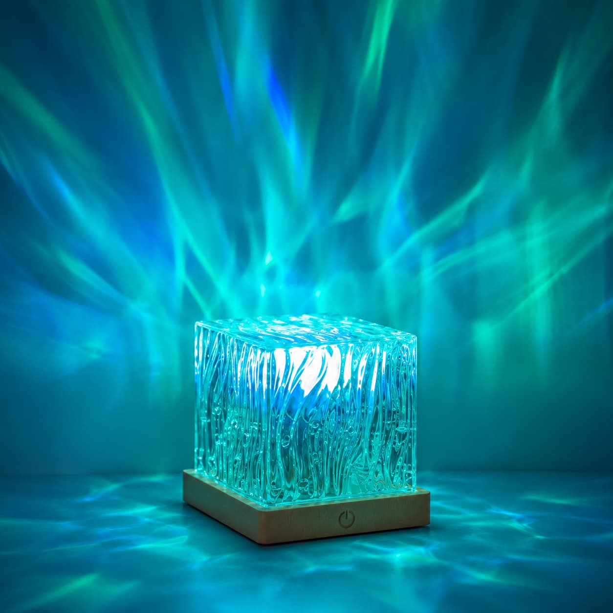 Aurora Cube Lamp - 16 Colors
